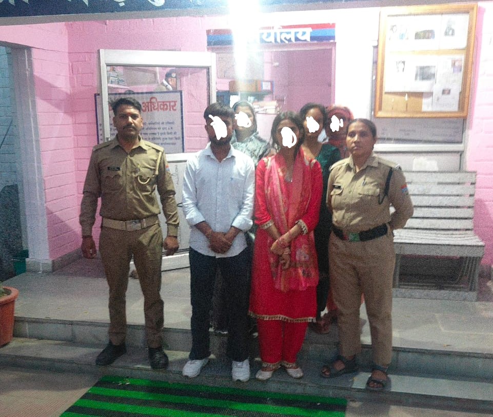 21 वर्षीय युवती को खोज सिडकुल पुलिस ने परिजनों के किया सुपुर्द