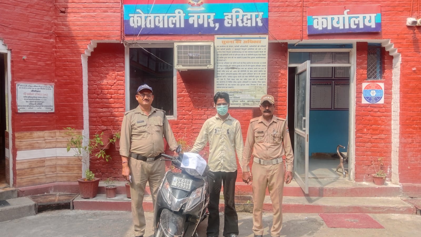 स्कूटी चोरी के आरोपी को पुलिस ने किया गिरफ्तार